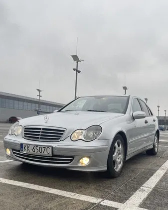śląskie Mercedes-Benz Klasa C cena 14999 przebieg: 256500, rok produkcji 2006 z Kraków